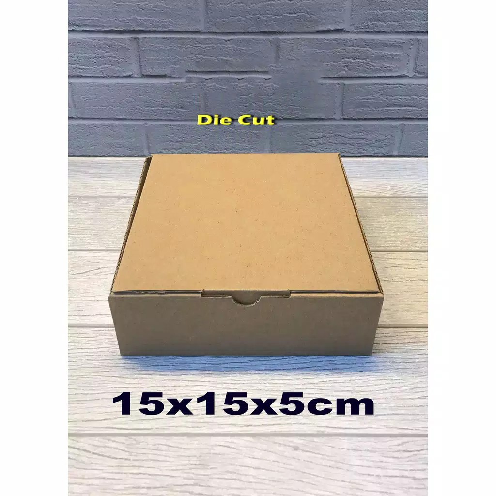 

Kardus 15 x15 x 5 cm.........Die cut