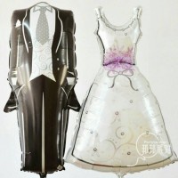 Balon baju wedding couple
