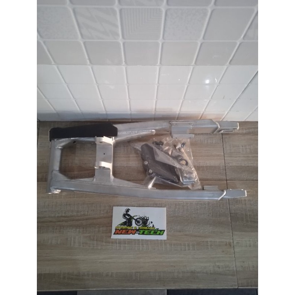 SWING ARM GORDON PNP KLX / DTRACKER 150