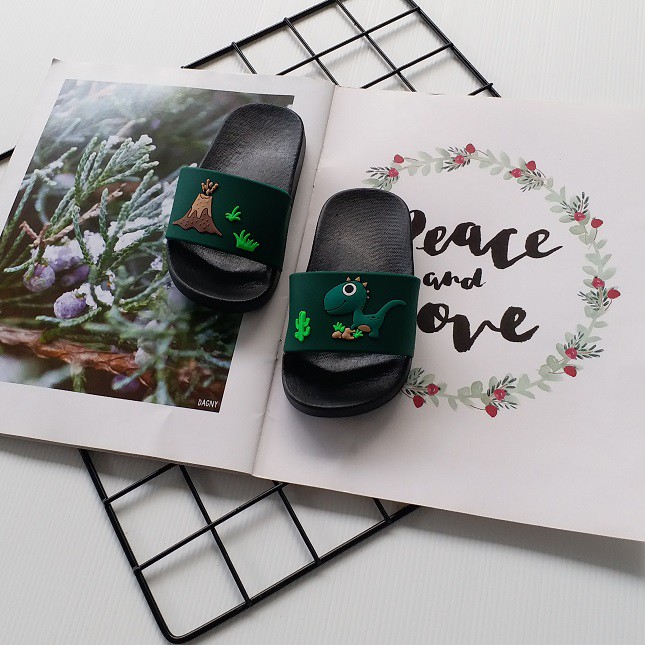 HappyOliver SANDAL DINO VOLCANIC Sandal selop karet lucu anak, Sandal anak dino lucu