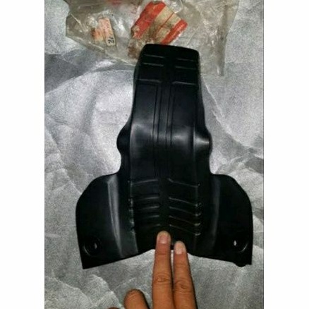 karet sayap tengah suzuki rc100 bravo karet pelana sayap tengah rc bravo