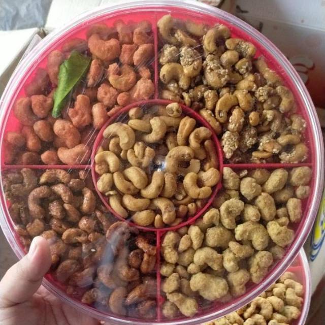 

Kacang mete aneka rasa