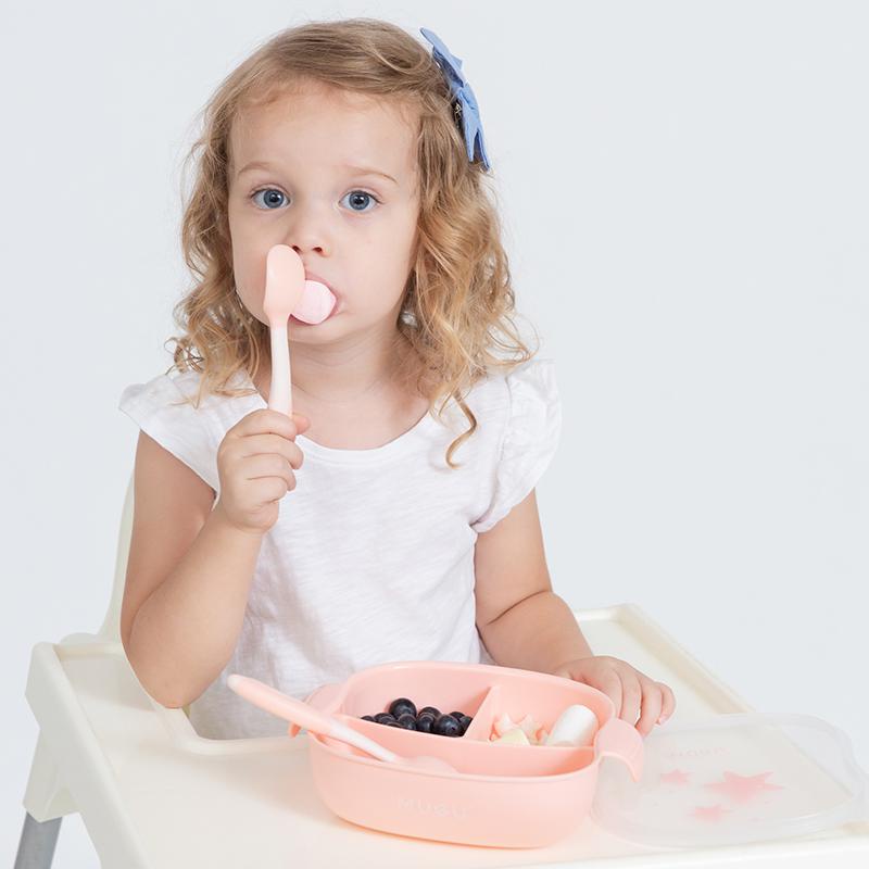 MUGU MURAH SUCTION DIVEDED PLATE PIRING MAKAN ANAK SEKAT ANTI TUMPAH DENGAN SEDOTAN BABY FEEDING MOOIMOM