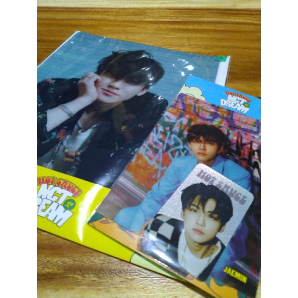 HOT SAUCE HOLOGRAM STANDEE & BINDER INDEX BINDEX JAEMIN SEALED