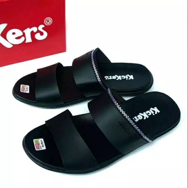 Sandal Slop Pria Kickers Kekinian Best Seller