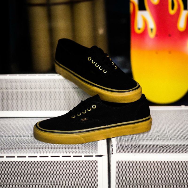 Sepatu Vans Authentic Classic “ Black Rubber Gum “ BNIBWT Sepatu Vans Pria Wanita Murah