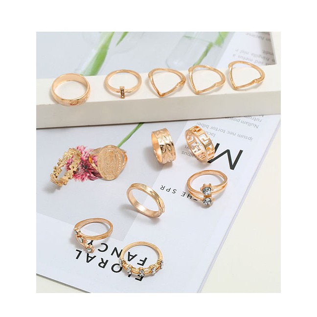 LRC Cincin Set Fashion Golden Diamond Flower Portrait Geometry Ring Set A60072