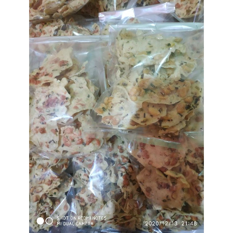 

peyekkacangpeyeksosispeyekkacangkoropeyekbakso