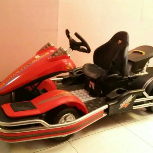 Mainan Mobil aki hugo 8908A
