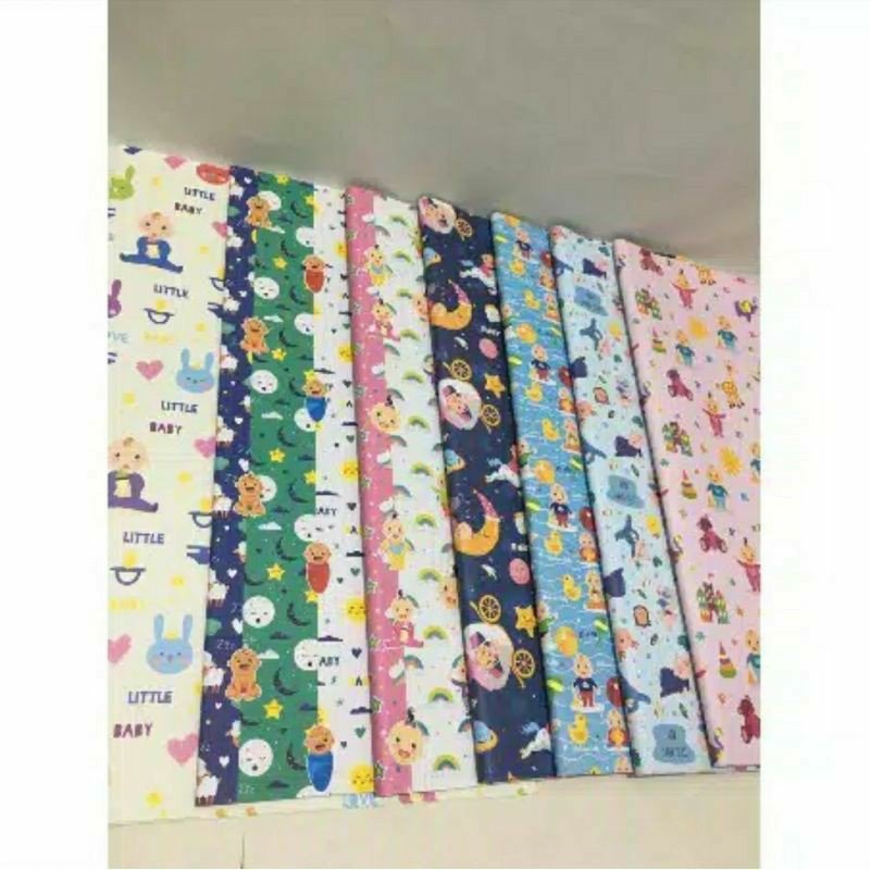 

Tambahan Kertas Kado dan Kartu Ucapan