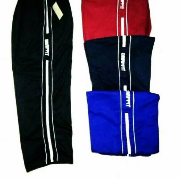 ReadyStock Celana Training Graffit Big Size Pria wanita ReadyStock Celana Training Graffit Big Size Pria wanita