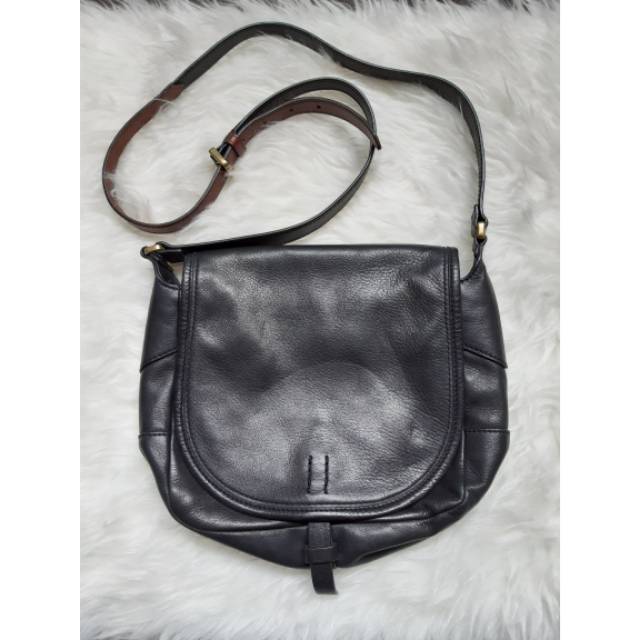 Sold Tas Fossil Preloved Black Crossbody