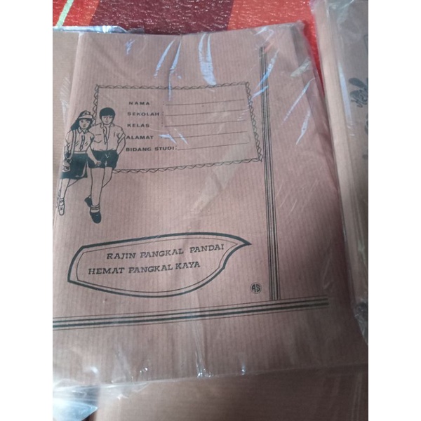 

sampul bungkus buku Qwarto keretas keretas isi 20 pch