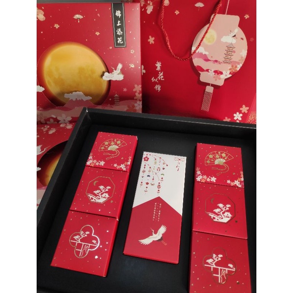 

kotak mooncake box 100gr gift box import isi 6/8pc hamper mooncake merah