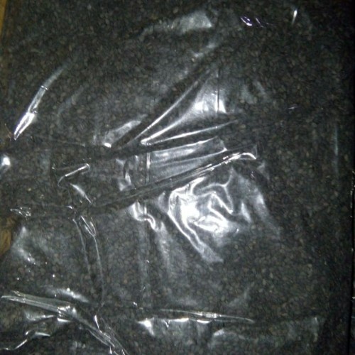 

wijen hitam / black sesame seed 1 kg