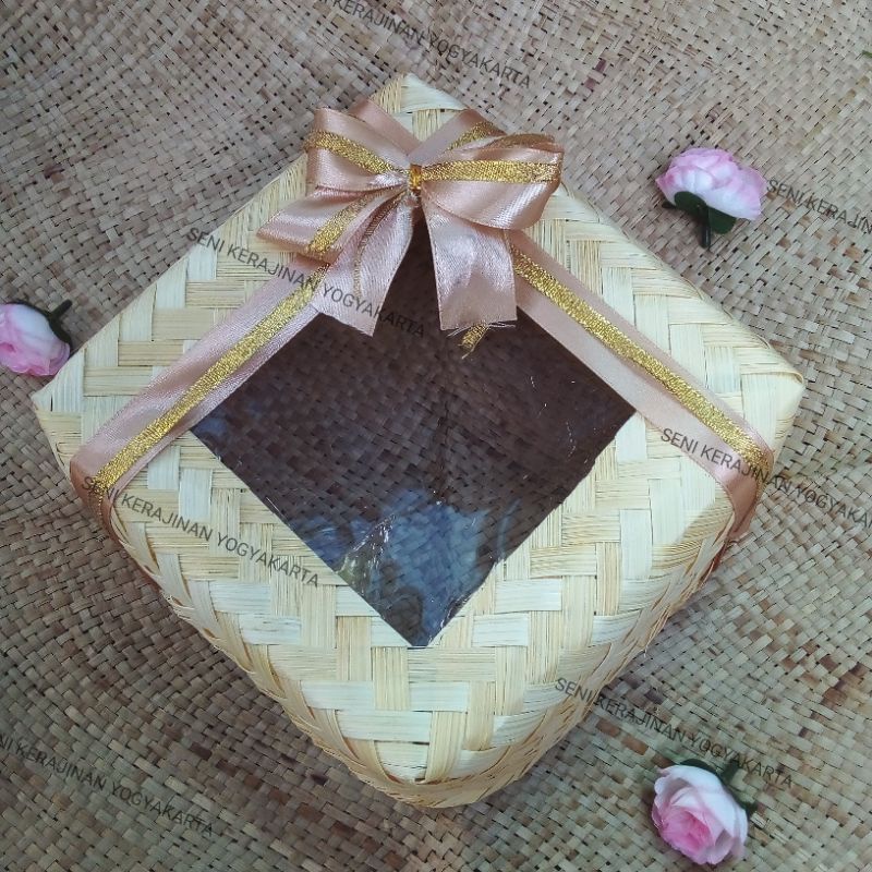 

(B011) Besek Bambu Natural 15cm Mika Pita|Hampers|Ketring|Tumbu|Gift||Hantaran|Hampers|Wadah Parcel