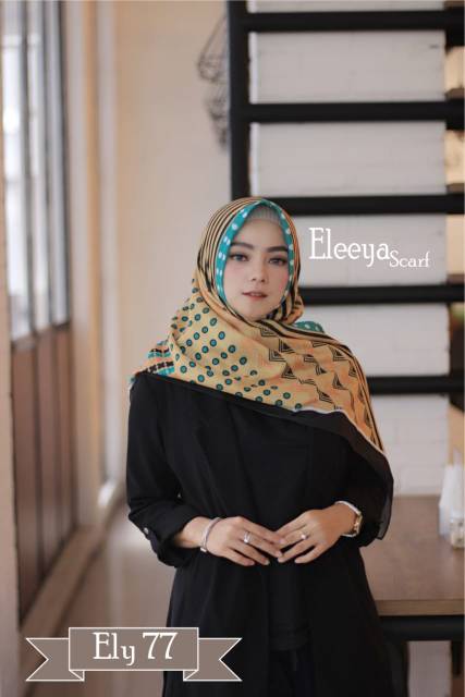 HIJAB SEGIEMPAT MOTIF ELY 77 II Eleeya Scarf