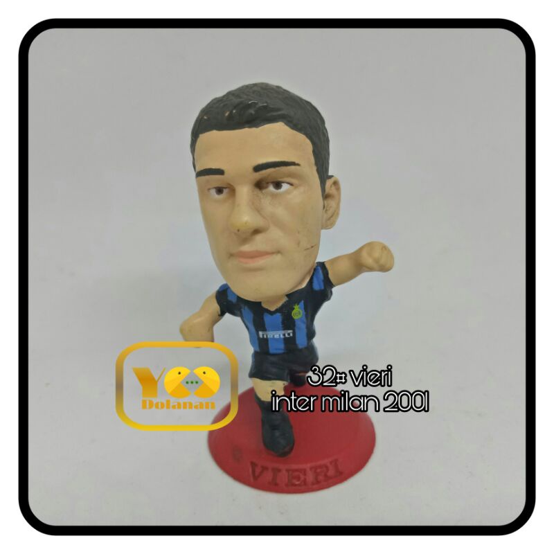 32# VIERI - INTER MILAN 2001 CORINTHIAN MICROSTARS SOCCERSTARZ FIGURE PEMAIN BOLA