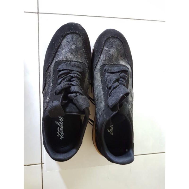 Sepatu Kasual Casual Cewe Ittaherl Rien Ink