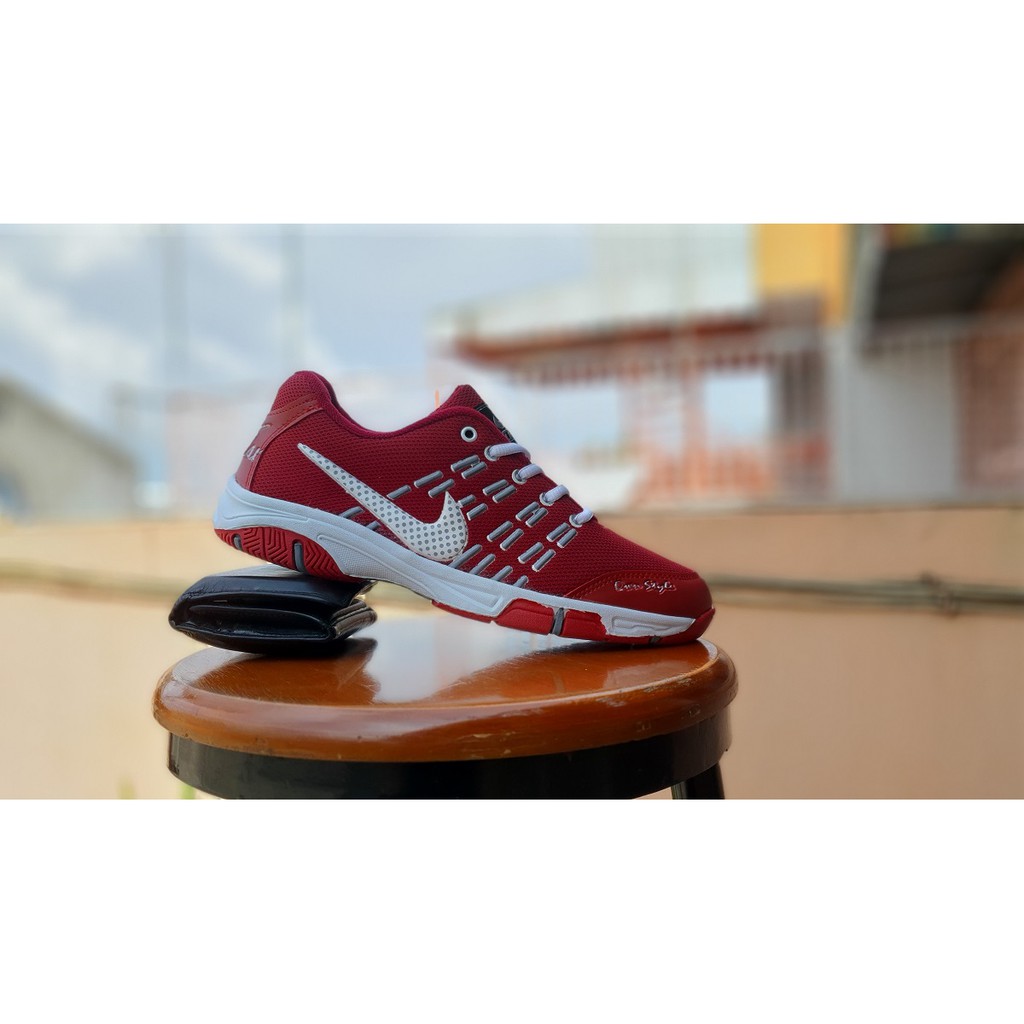  sepatu  sport nike  air  max  badminton merah sepatu  nike  