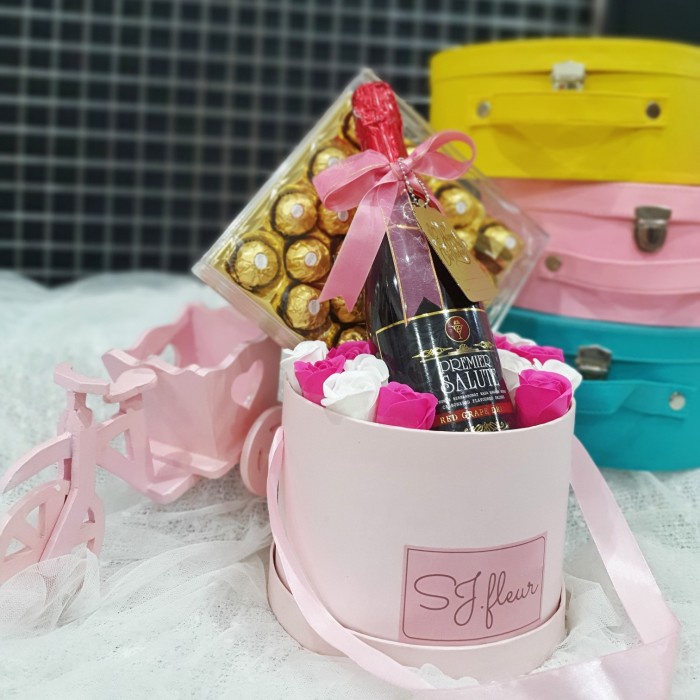 

Buket bunga sabun hadiah ulang tahun anniversary wisuda valentine 2