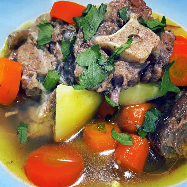 

Sop Buntut