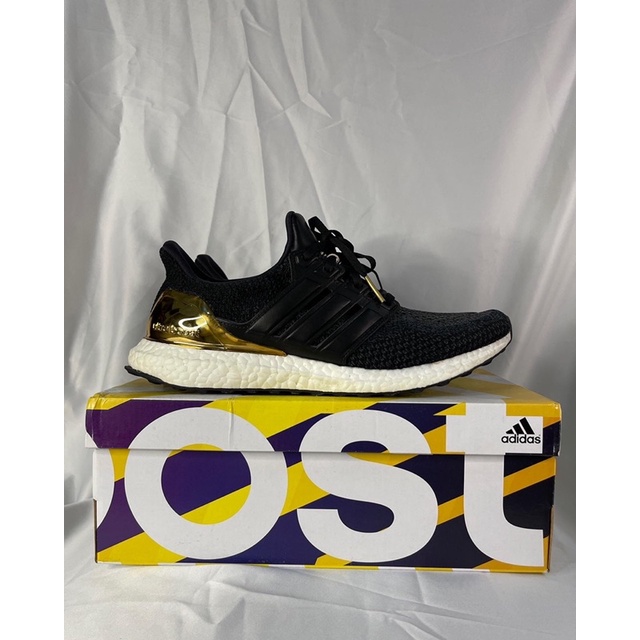 Adidas Ultraboost Gold Medal