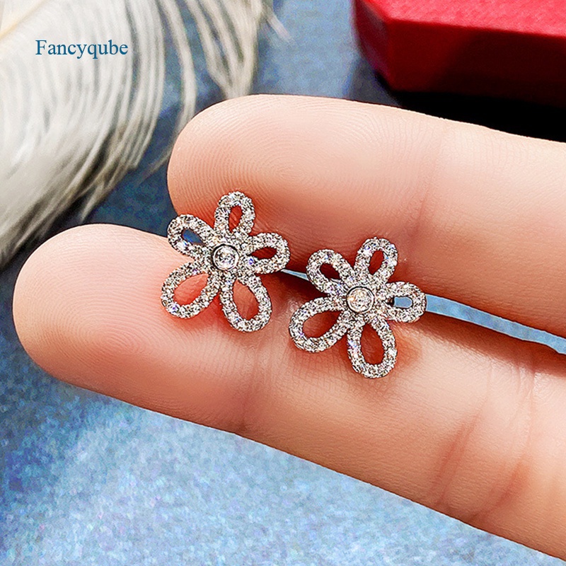 Fancyqube Anting Stud Bentuk Bunga Romantis Serbaguna Untuk Perhiasan Wanita