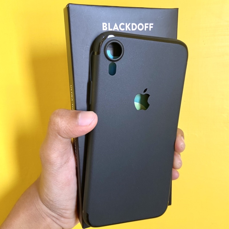 Softcase iPhone Xr / Case iP Xr / Casing iPhone XR / iP Xr Premium Blackdoff Logo Cut Apple