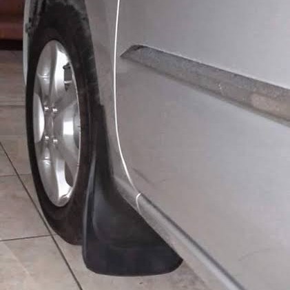 Mudguard Karpet Lumpur Roda Depan Xpander Sepasang Kualitas Terjamin