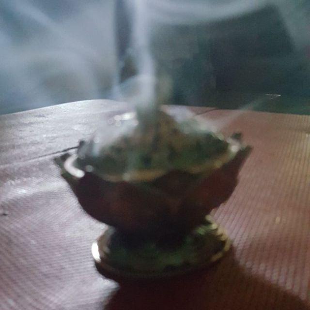 Arang Bara Briket Syisyah/sultan Isi 30pcs Bara Dupa Buhur Gahru Kualitas Premium