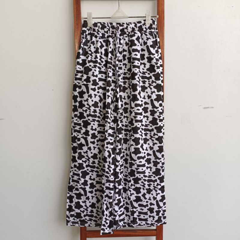 CELANA KULOT ANAK TANGGUNG MOTIF SAPI / CELANA KULOT RAYON / CELANA KULOT TERBARU