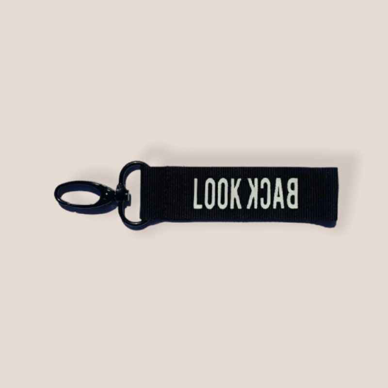 KEYCHAIN (GANTUNGAN KUNCI) LookBack basicsereis