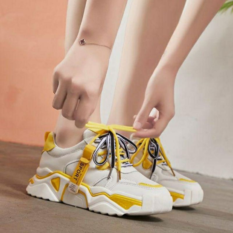 PROMO LEBARAN 12.12  BIGSALE Sepatu wanita Sneaker Wanita tali Fashion Korea Hpd488