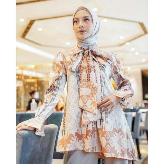Pila Blouse by Wearing Klamby