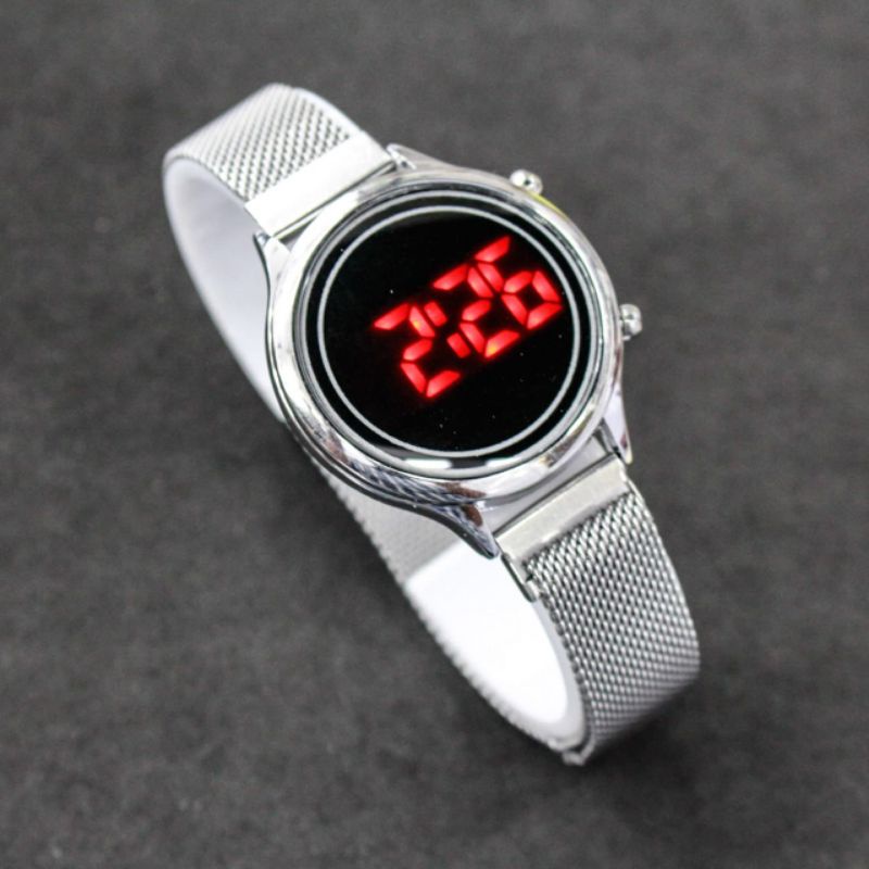 Jam Tangan Wanita LED Digital Circle Convex Rantai Magnet Mesh TERBARU