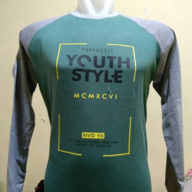 Kaos lengan panjang nevada