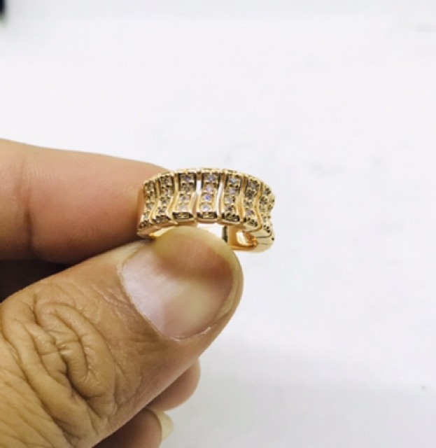 Cincin wanita // cincin replika berlian //cincin. Permata //perhiasan //cincin