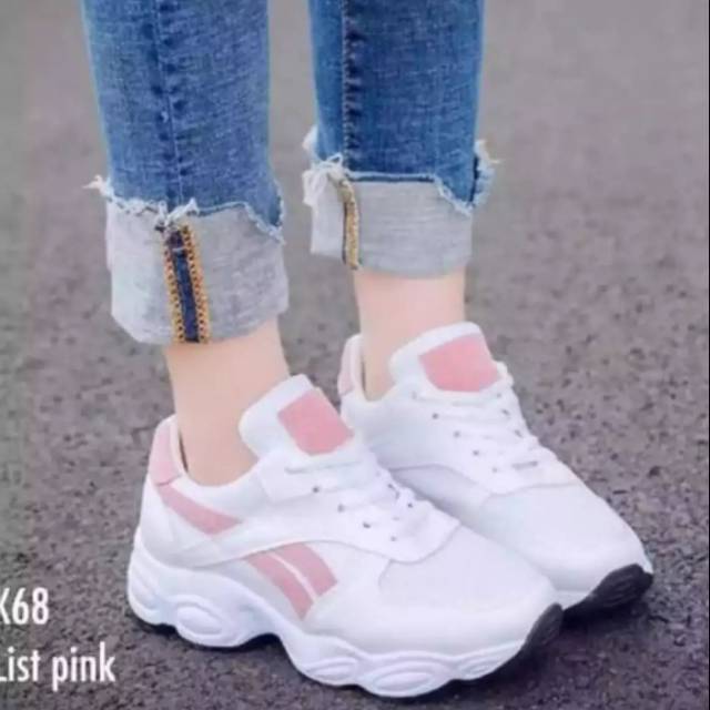 Sepatu Sport Aerobik Wanita