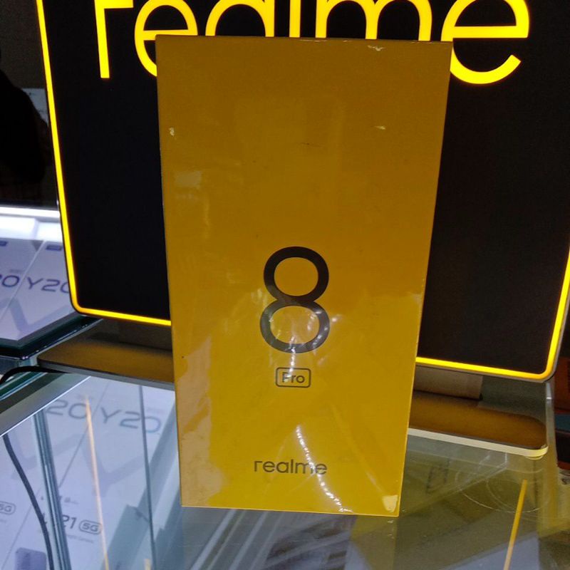 REALME 8 PRO 8/128GB 108mp Ultra Quad Camera NEW, FRESH, NO REPACK