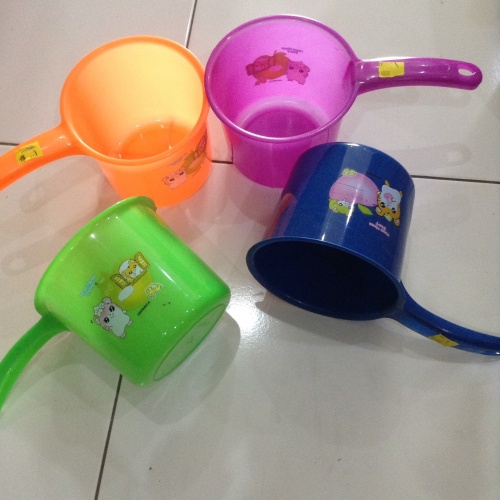 Gayung Mandi Warna DX Besar Tebal Kuat