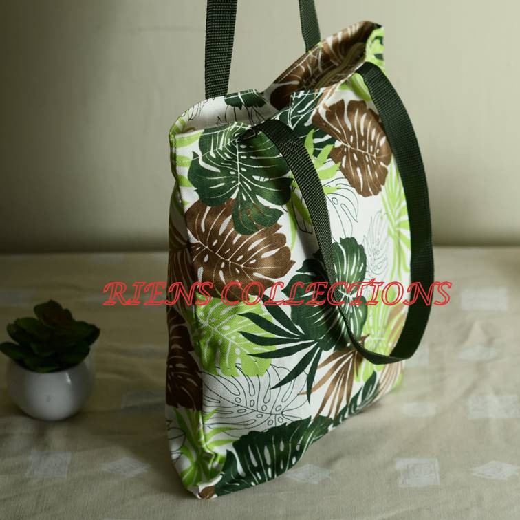 TOTEBAG KANVAS TAS KANVAS MOTIF ANEKA DAUN LATAR PUTIH. Riens Collections