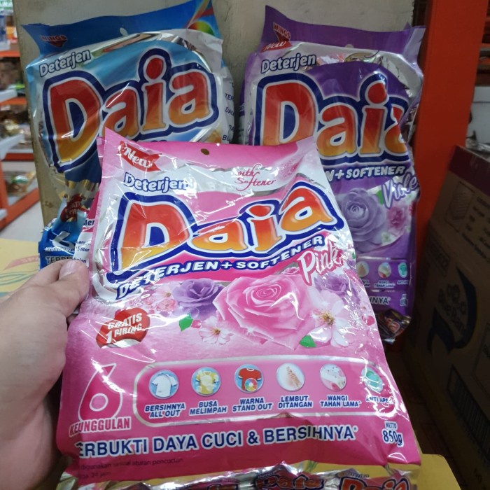 850GR - DAIA 850GR DETERGEN + SOFTENER / DETERJEN atayatoko