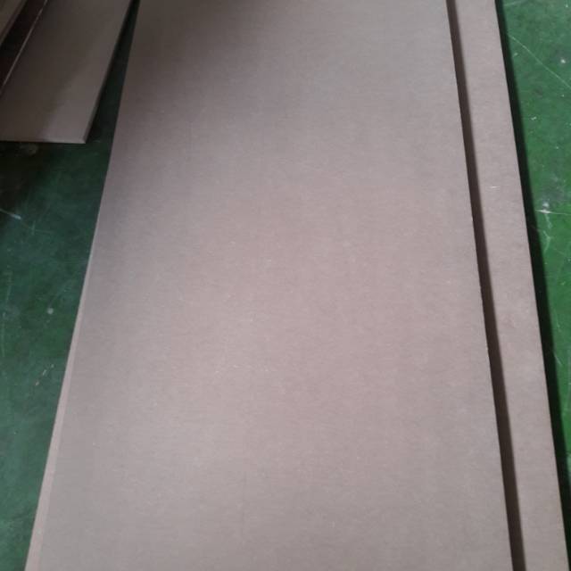 MDF 6mm 120x120cm