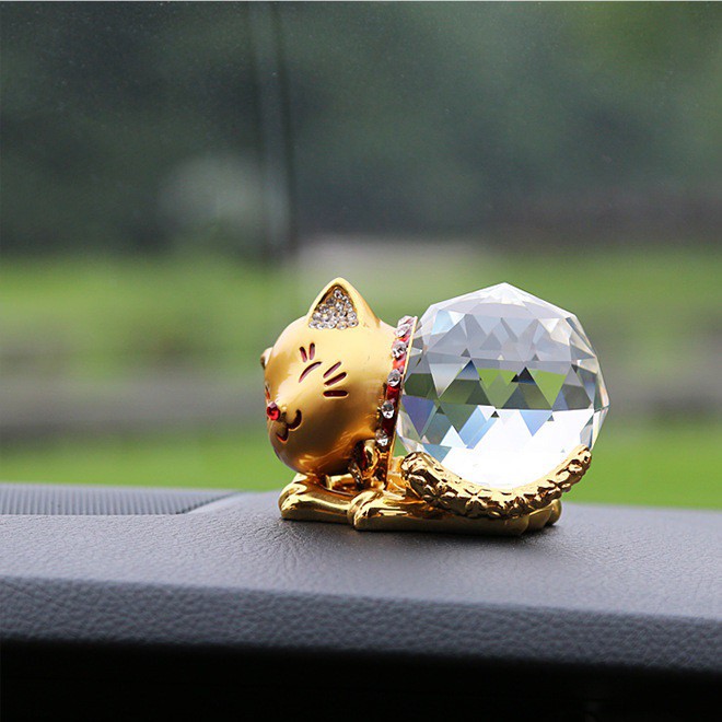 Pajangan Dashboard Mobil KUCING MANEKI CRYSTAL DELUXE EDITION