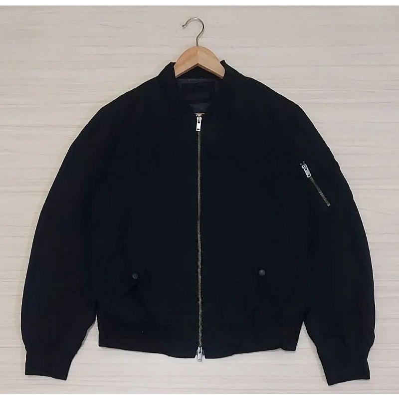 UNIQLO Bomber Jaket Black