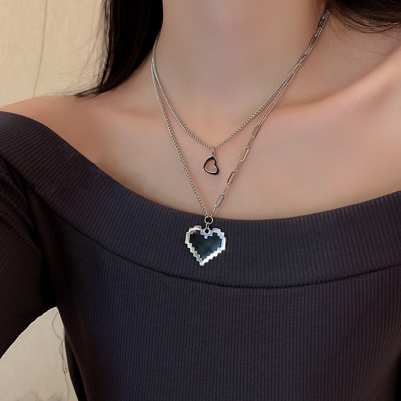 Kalung Rantai Klavikula Ganda Desain Hati Warna Hitam Gaya Hip Hop Korea Untuk Wanita