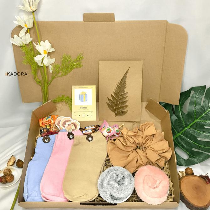 

Sale!!! Kadora Giftbox / Hampers / Kado Untuk Ulang Tahun / Birthday / Wisuda - Paling Diminati