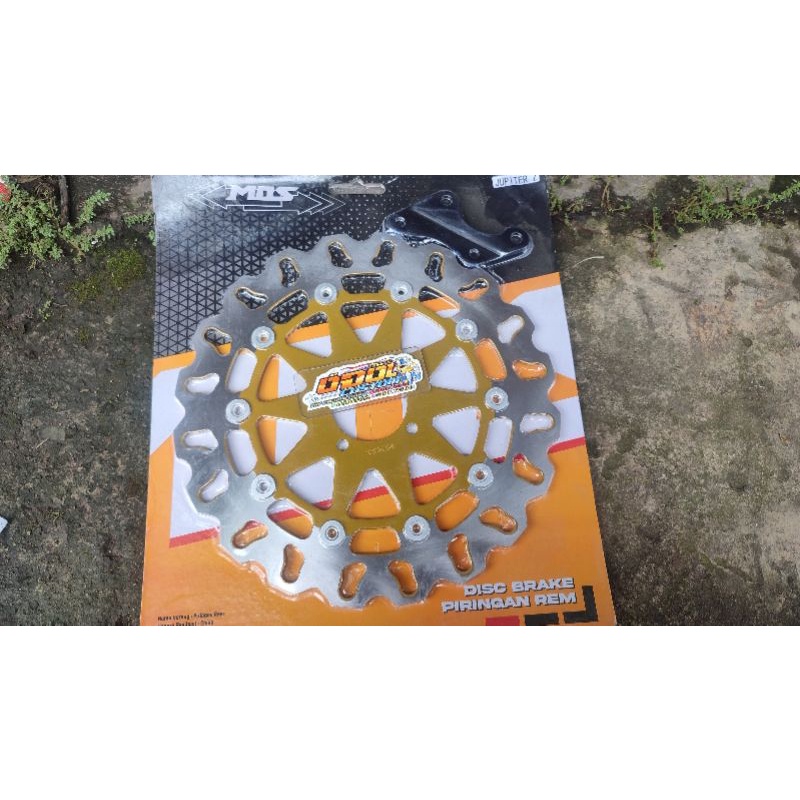 Disk depan Jupiter z UK 300