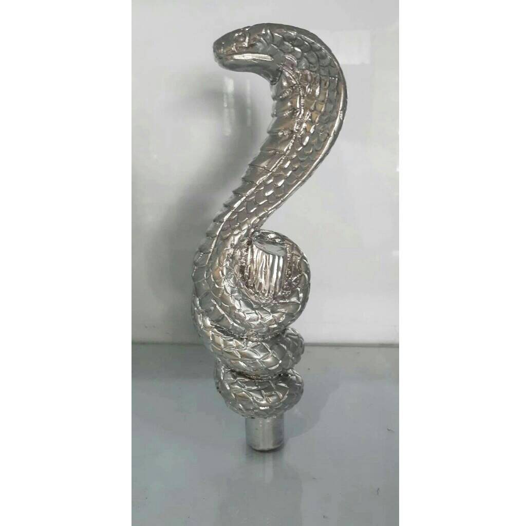 SHIFT KNOB PERSNELING MOBIL MOTIF ULAR COBRA LILIT SILVER